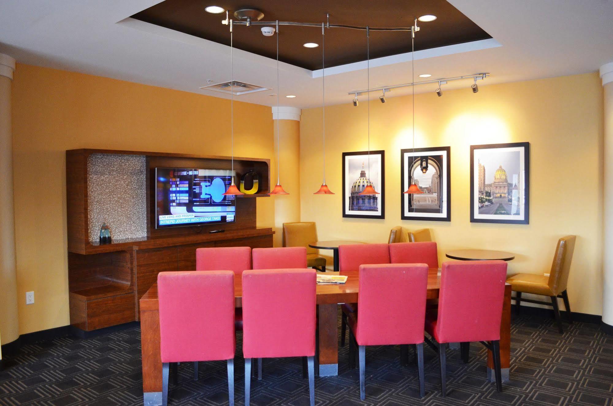 Towneplace Suites By Marriott Harrisburg West/Mechanicsburg Zewnętrze zdjęcie